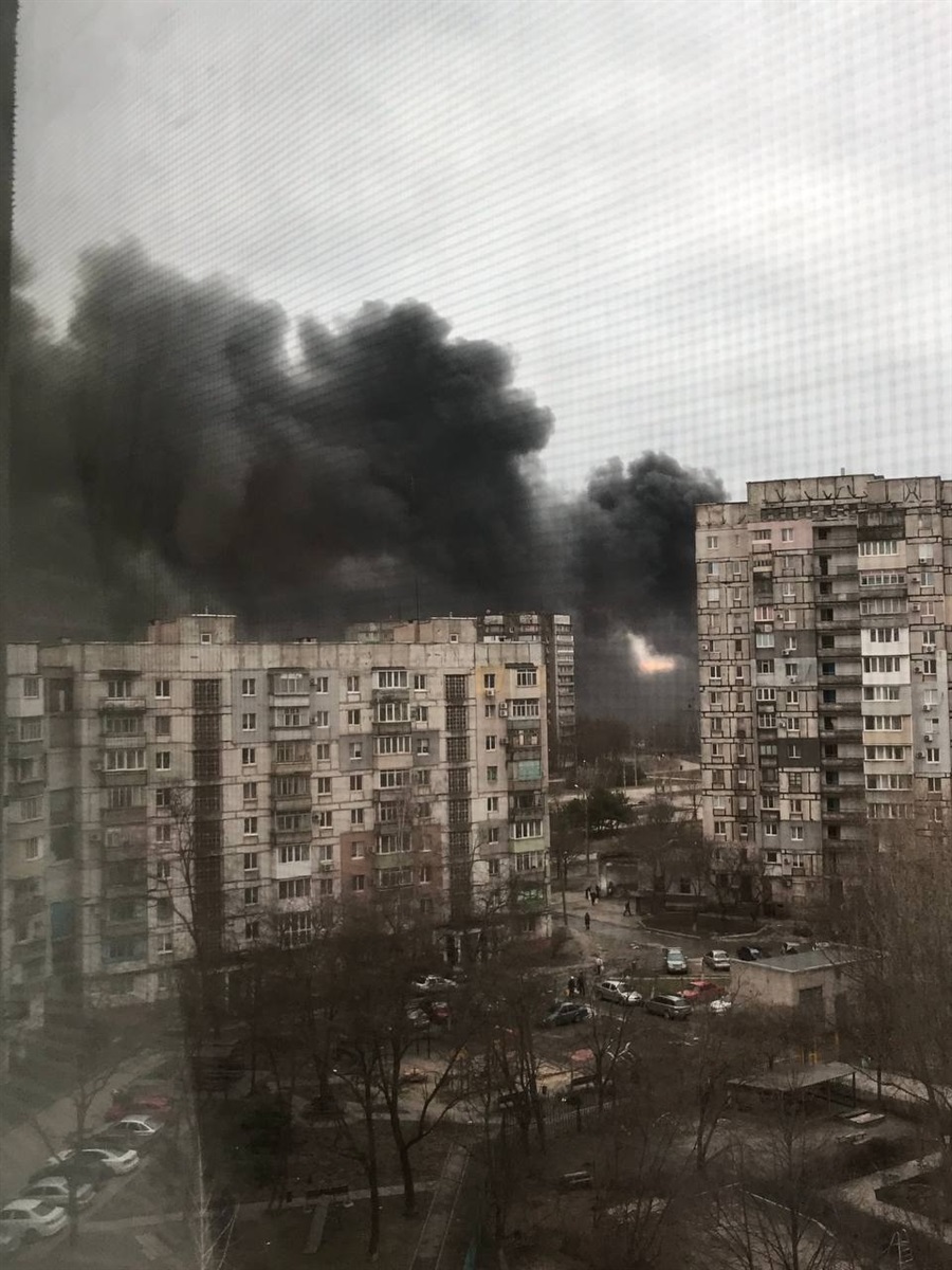 Mariupol under shelling