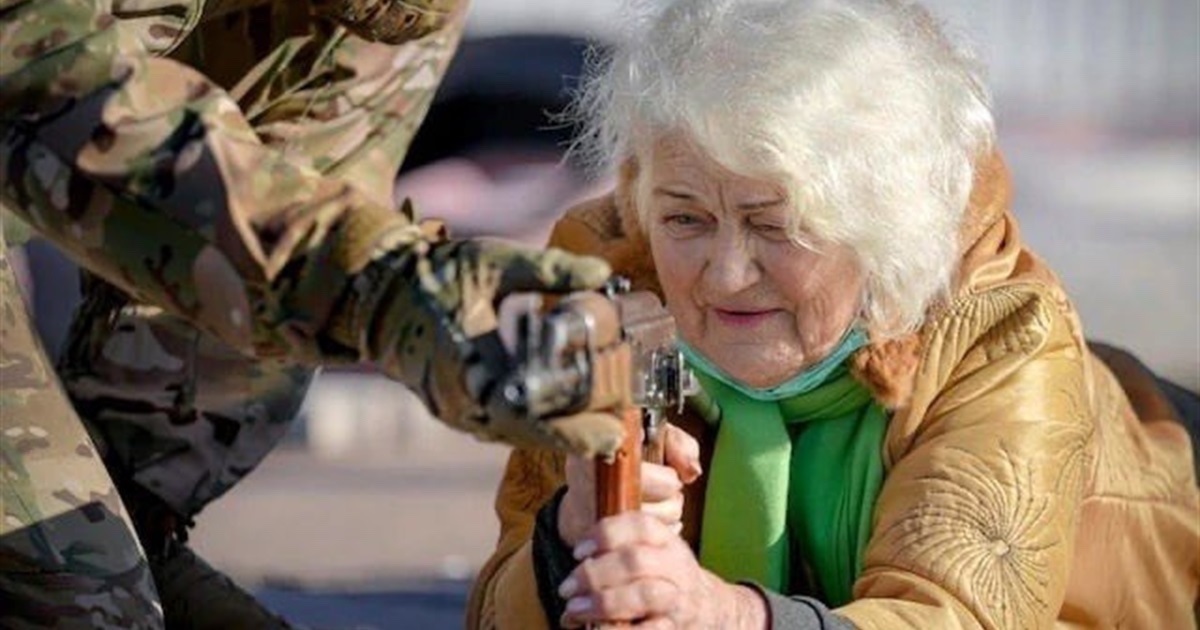Territorial Defense training in Mariupol