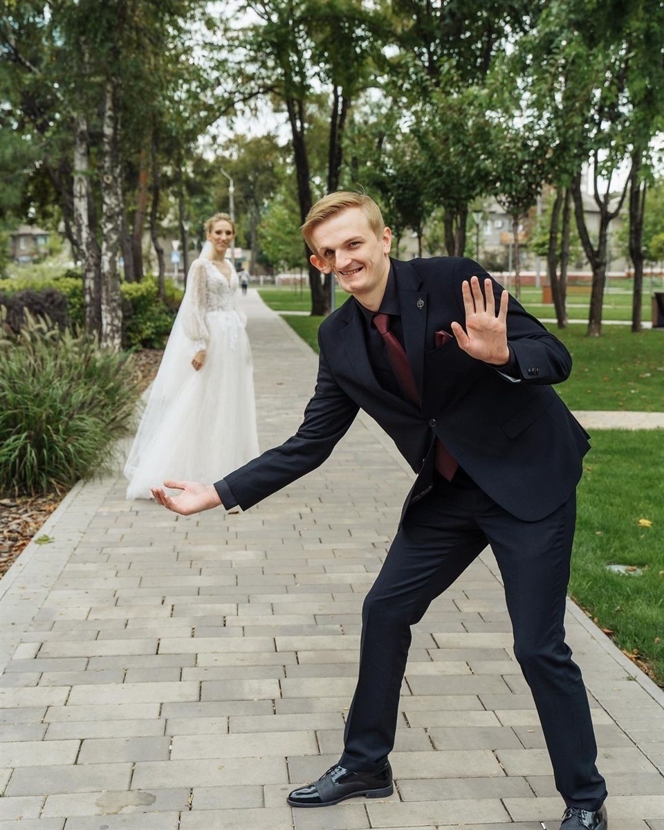 Vlad and Karina got married in the fall of 2021. Photo: Family archive