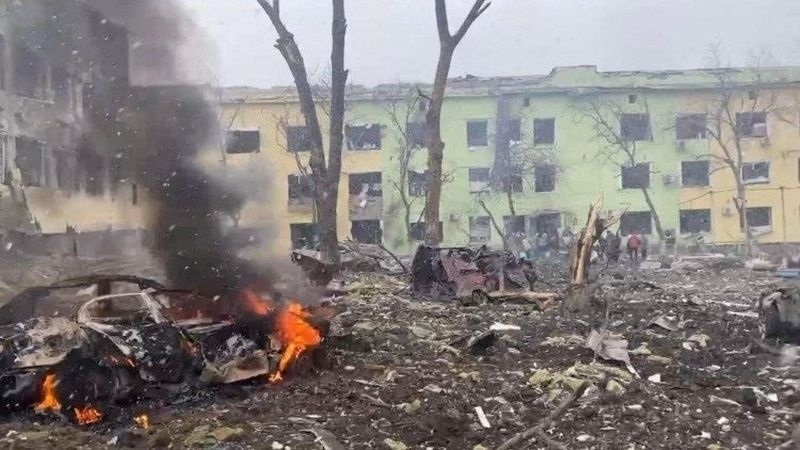 Maternity hospital after the airstrike