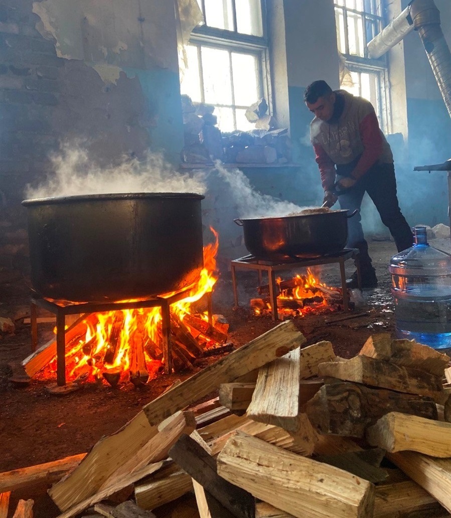 Field kitchen in Halabuda 